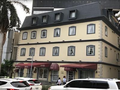 Hotel Deville 4*